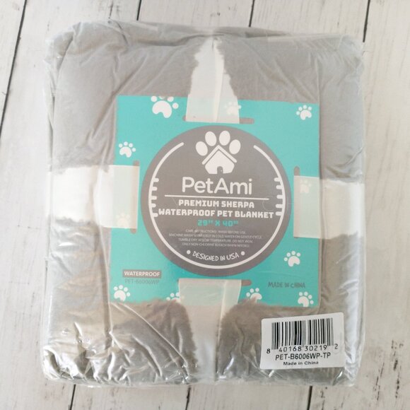 PetAmi Waterproof Pet Blanket 29”x40” NWT Taupe Premium Sherpa Reversible DogCat - Picture 1 of 7